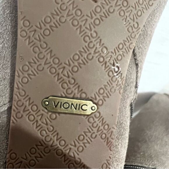 Vionic Faros Fringed Bootie Womens 9.5M Greige Suede Studded Boots - Picture 11 of 11